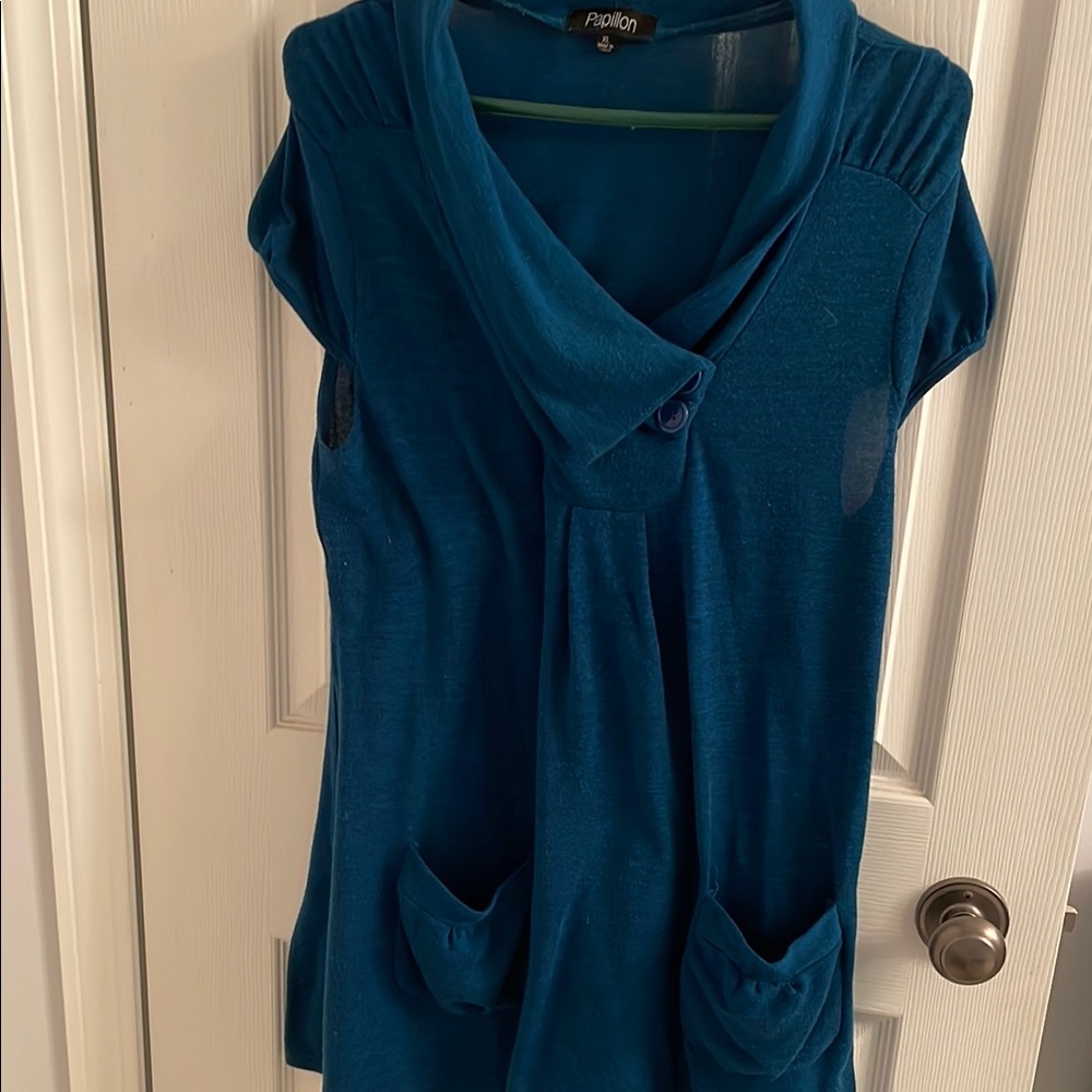 Papillon Blanc Women's Blue Top
